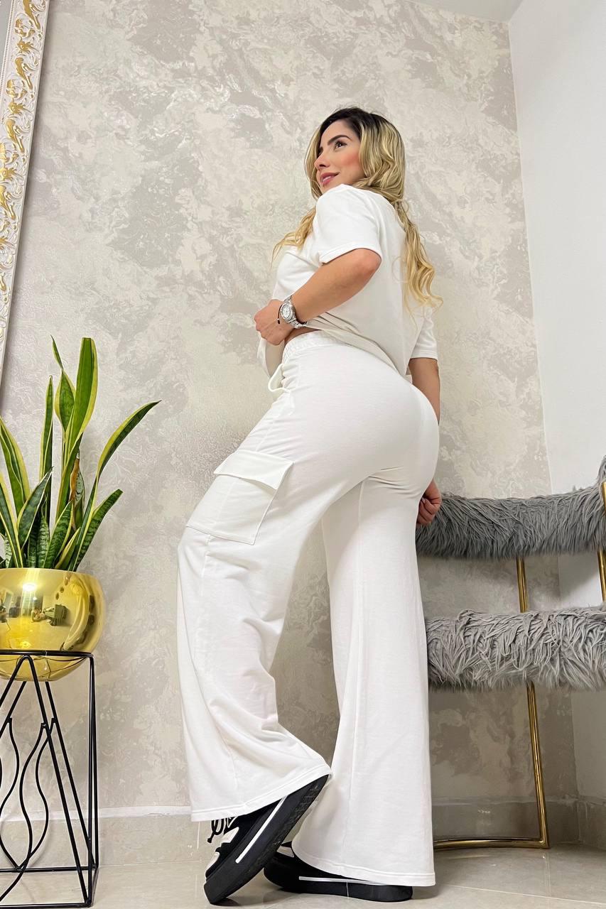 CONJUNTO CARGO BOTA CAMPANA🌸